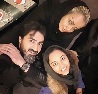 محمدرضا علیمردانی از معروف‌ترین بلاگرهای ایرانی در زمینه طنز و سرگرمی در کنار همسر و دخترش